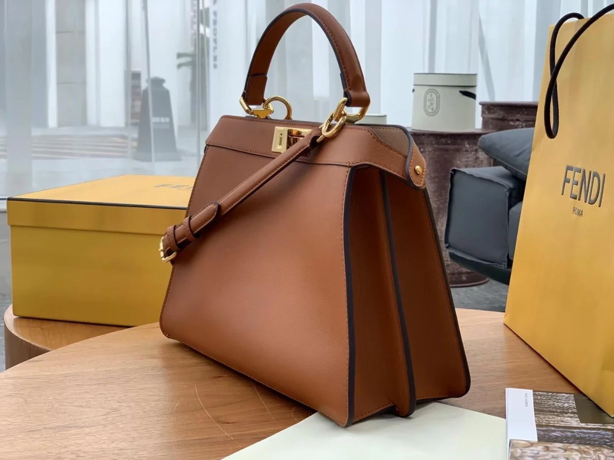 Fendi Peekaboo ISeeU Medium Bag In Brown Calfskin product view 2