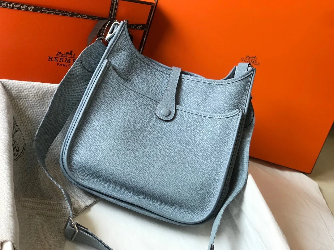 Hermes Evelyne III 29 Bag In Blue Lin Clemence Leather product view 4