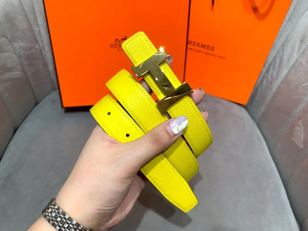 Hermès Yellow/Brown Reversible Belt with Gold-Tone Wide H Buckle product view 6