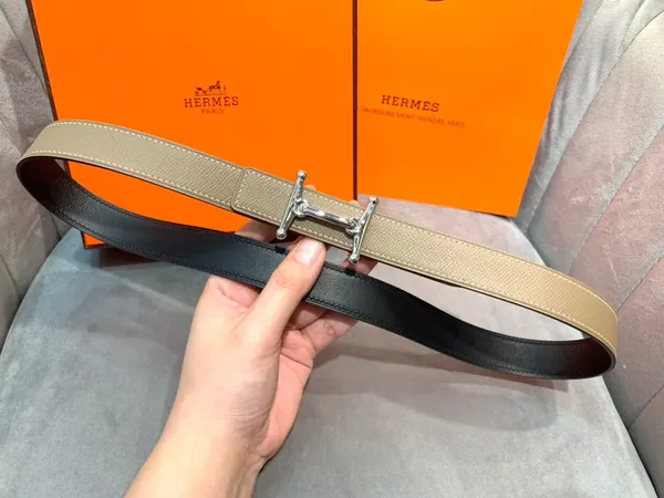 Hermès Taupe/Black Reversible Belt with Silver-Tone Stirrup-Style H Buckle product view 4