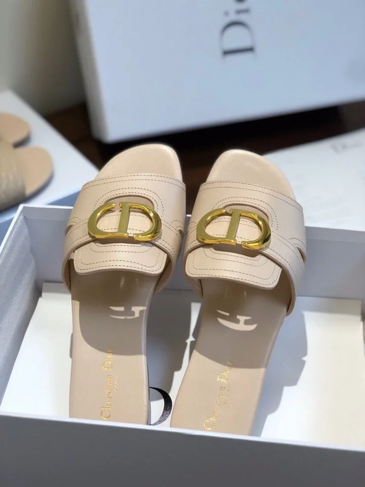 Dior 30 Montaigne Slides In Beige Calfskin product view 4