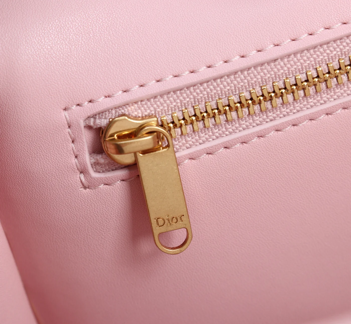 Medium Dior Médaillon Flap Bag — Pink product view 7