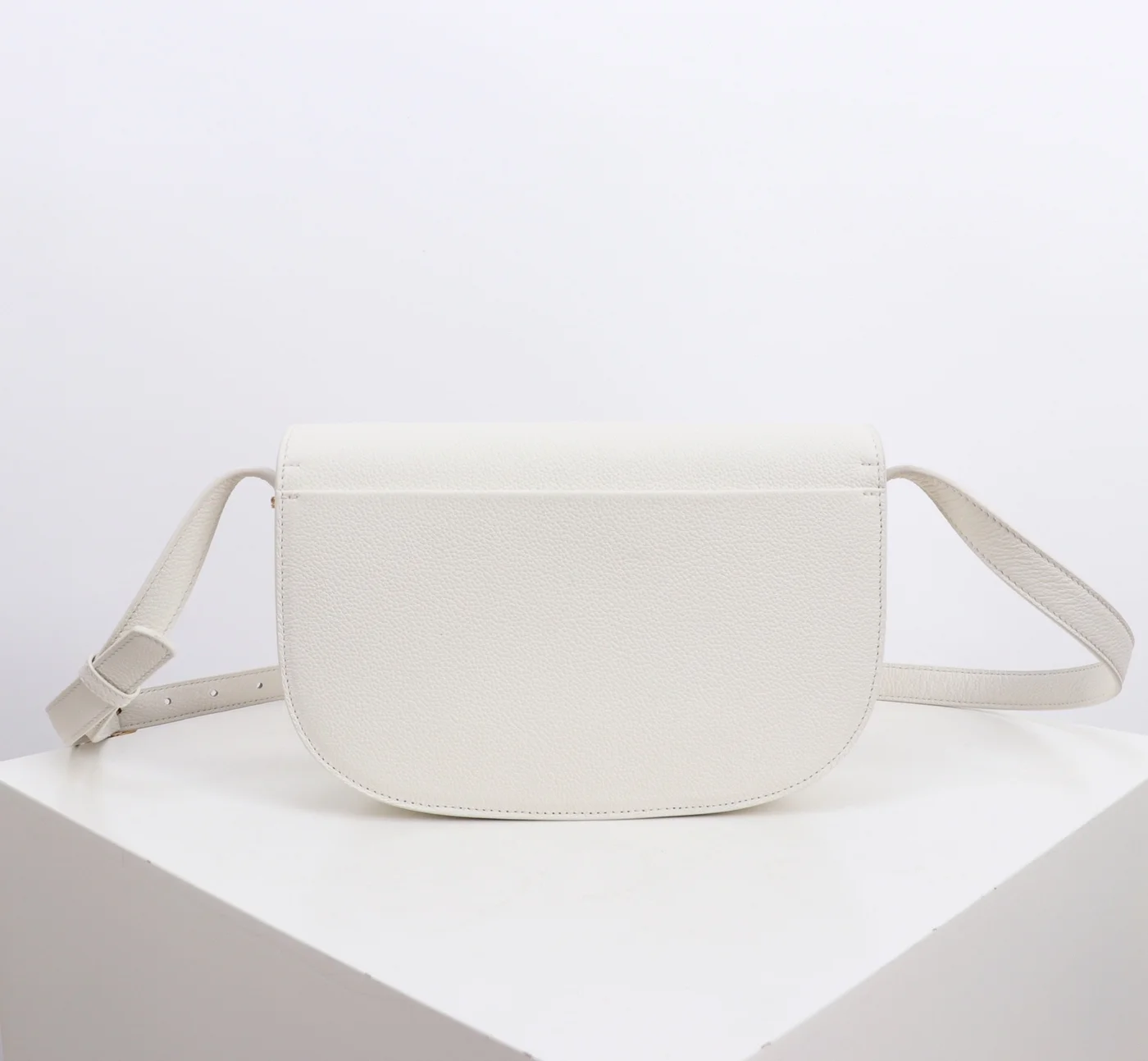 Medium Dior Médaillon Flap Bag — White product view 7
