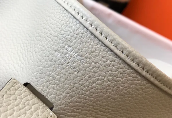 Hermes Evelyne III 29 Bag In Beton Clemence Leather product view 4