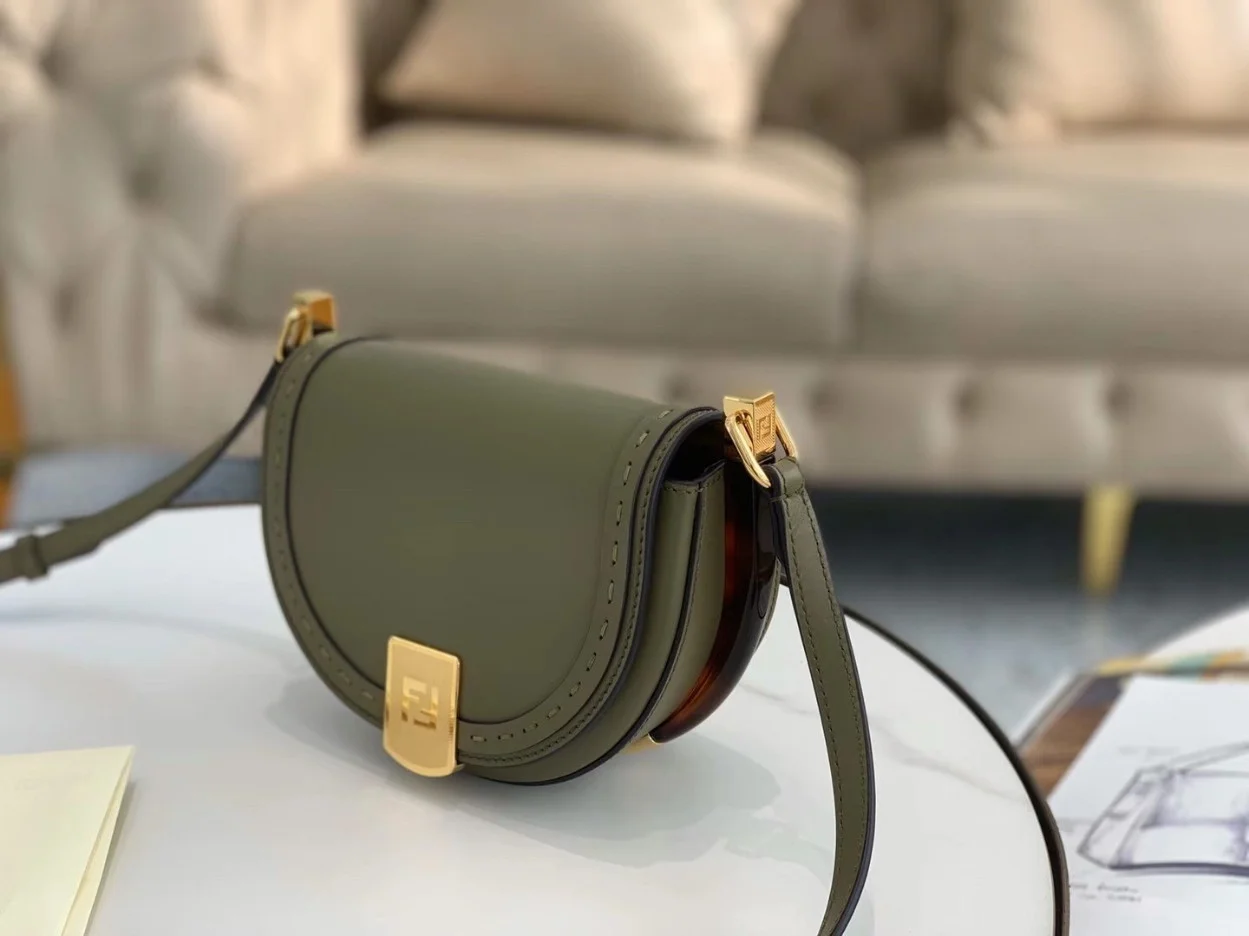 Fendi Moonlight Saddle Bag In Green Calfskin product view 4