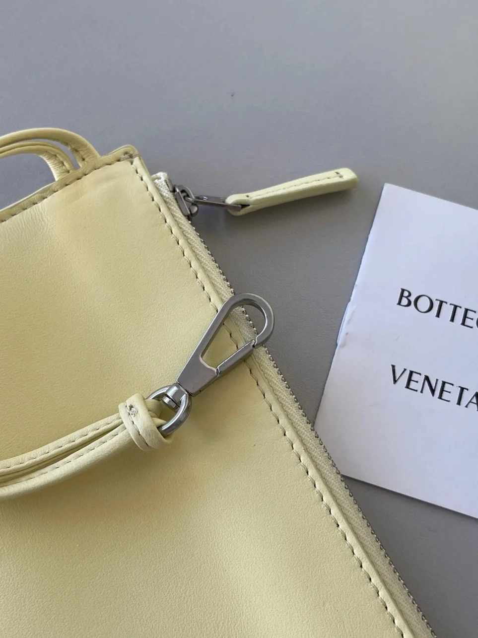 Bottega Veneta Arco Medium Tote In Cream Intrecciato Lambskin product view 9