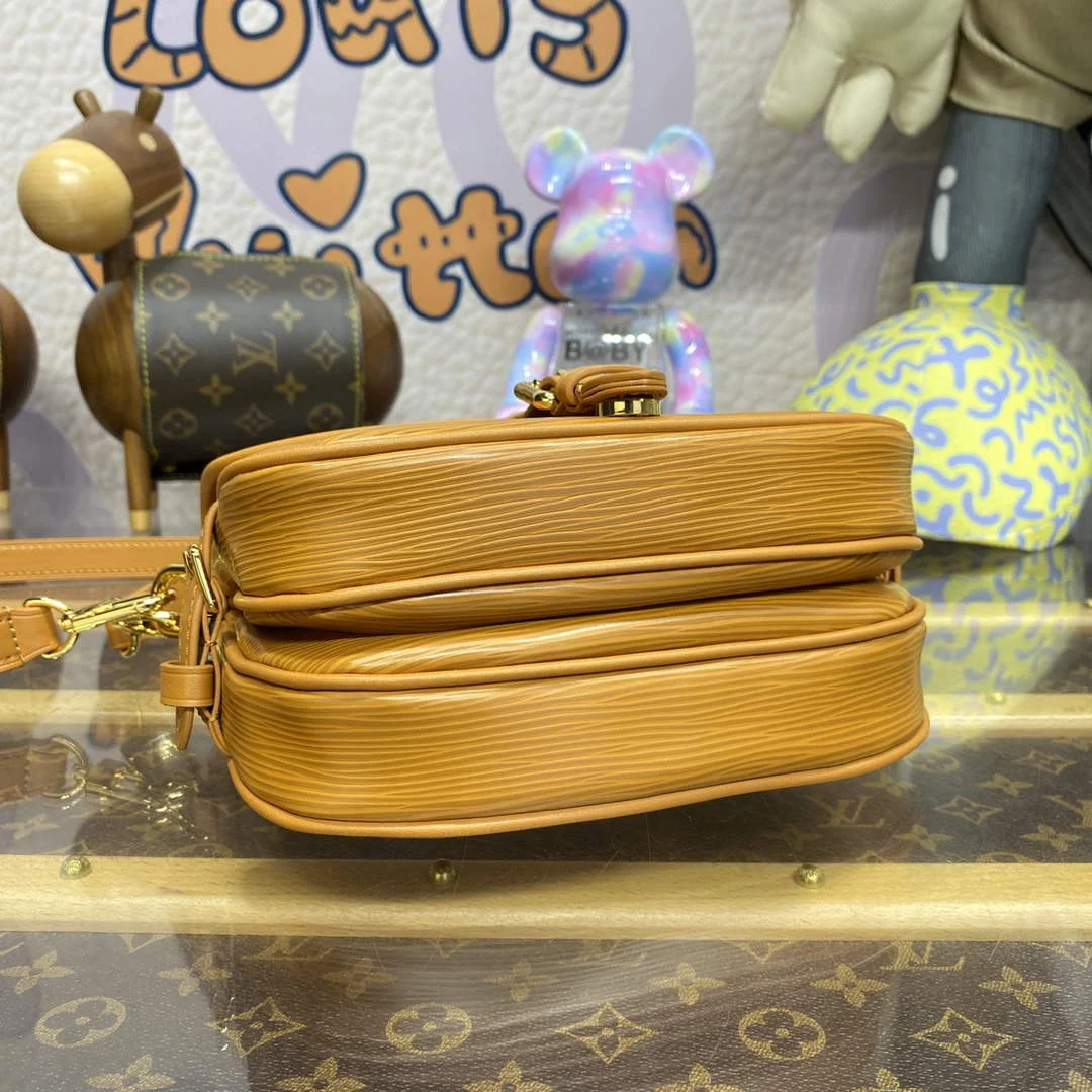 Louis Vuitton M23471 Saumur BB Saddle Bag Safran Brown product view 4