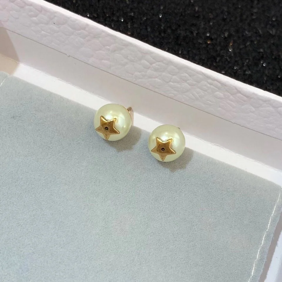 Dior J’Adior Earrings In Antique Gold-Tone Metal and Pearl-Effect Details product view 4