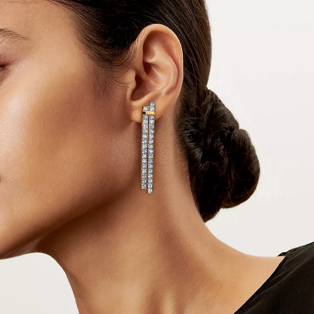 Tiffany & Co. Edge Long Pavé-Effect Drop Earrings Two-Tone product view 5