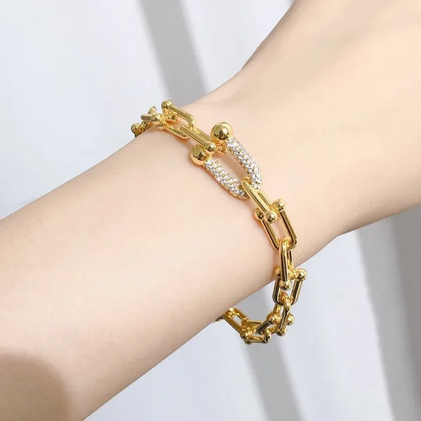 Tiffany & Co. HardWear Pavé-Effect Clasp Link Bracelet Gold-Tone product view 2