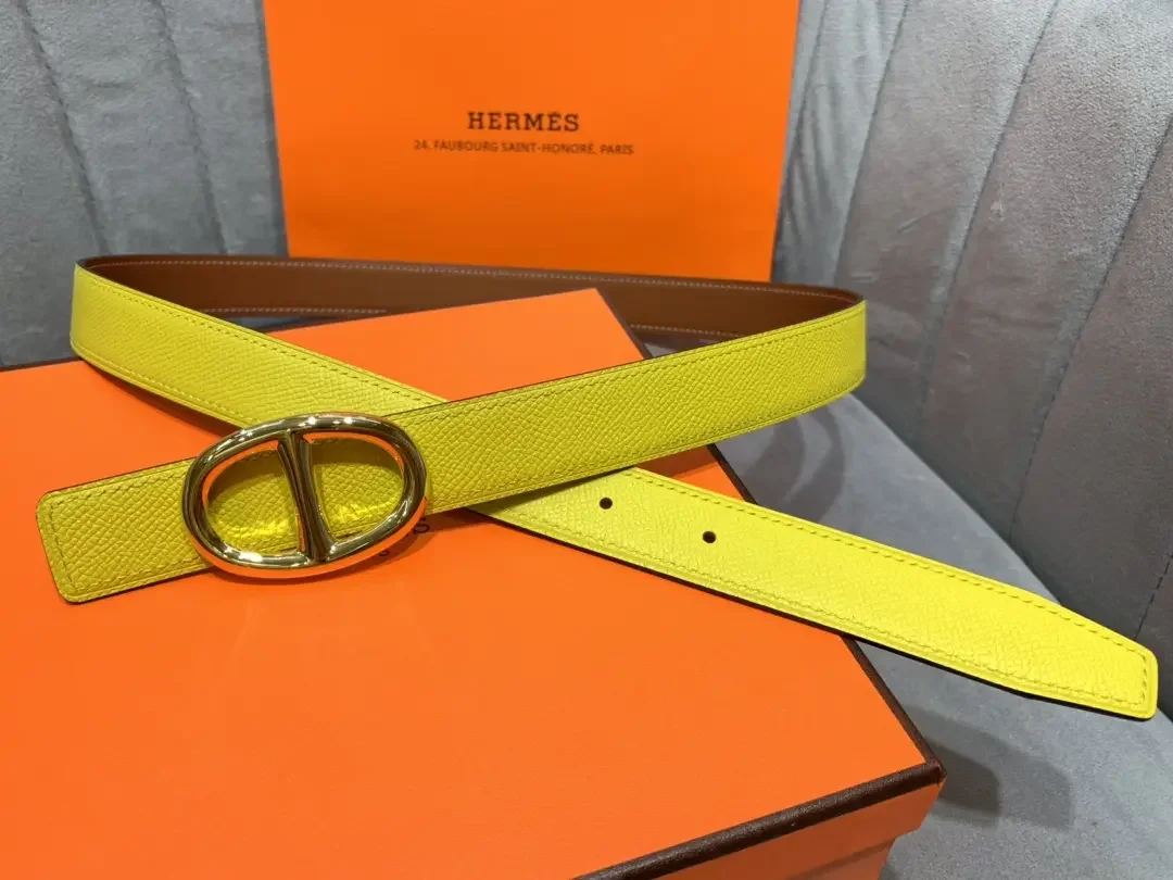Hermès Yellow/Brown Reversible Belt with Gold-Tone Oval Buckle product view 1