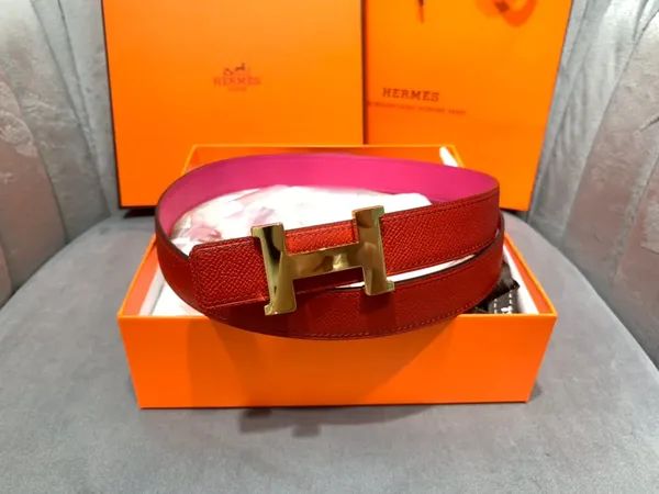 Hermès Red/Bright Pink Reversible Belt with Gold-Tone Wide H Buckle product view 2