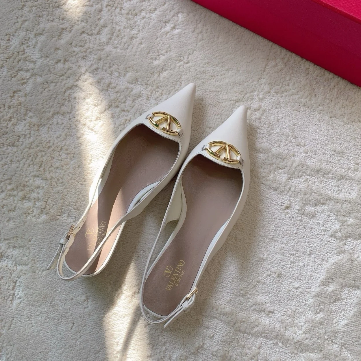 Valentino Bold Edition VLogo Slingback Ballerinas in White Leather product view 5