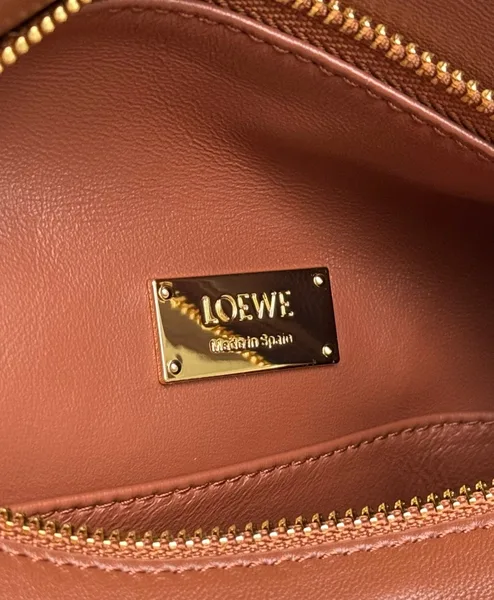 Loewe Featherlight Puzzle Small Bag in Pecan Nappa Lambskin product view 8