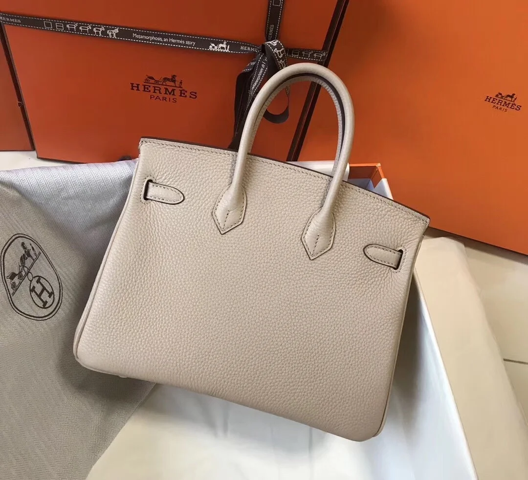 Hermes Birkin 25 Bag In Beige Clemence Leather with GHW product view 5