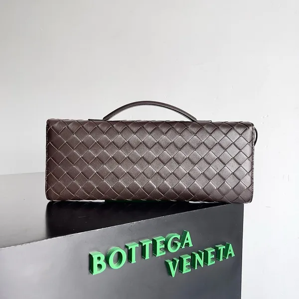 Bottega Veneta Andiamo Clutch with Handle in Fondant Intrecciato Lambskin product view 7