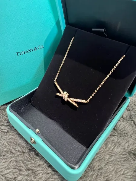 Tiffany & Co. Smooth Knot Pendant Necklace Gold-Tone product view 4
