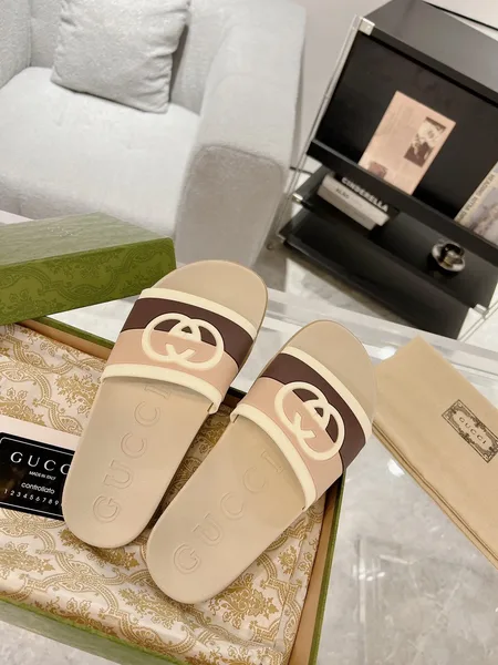 Gucci GG Logo Slide Sandals in Beige/Brown product view 3