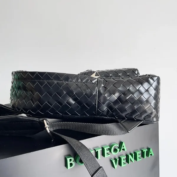 Bottega Veneta Small Backpack In Black Intrecciato Calfskin product view 6