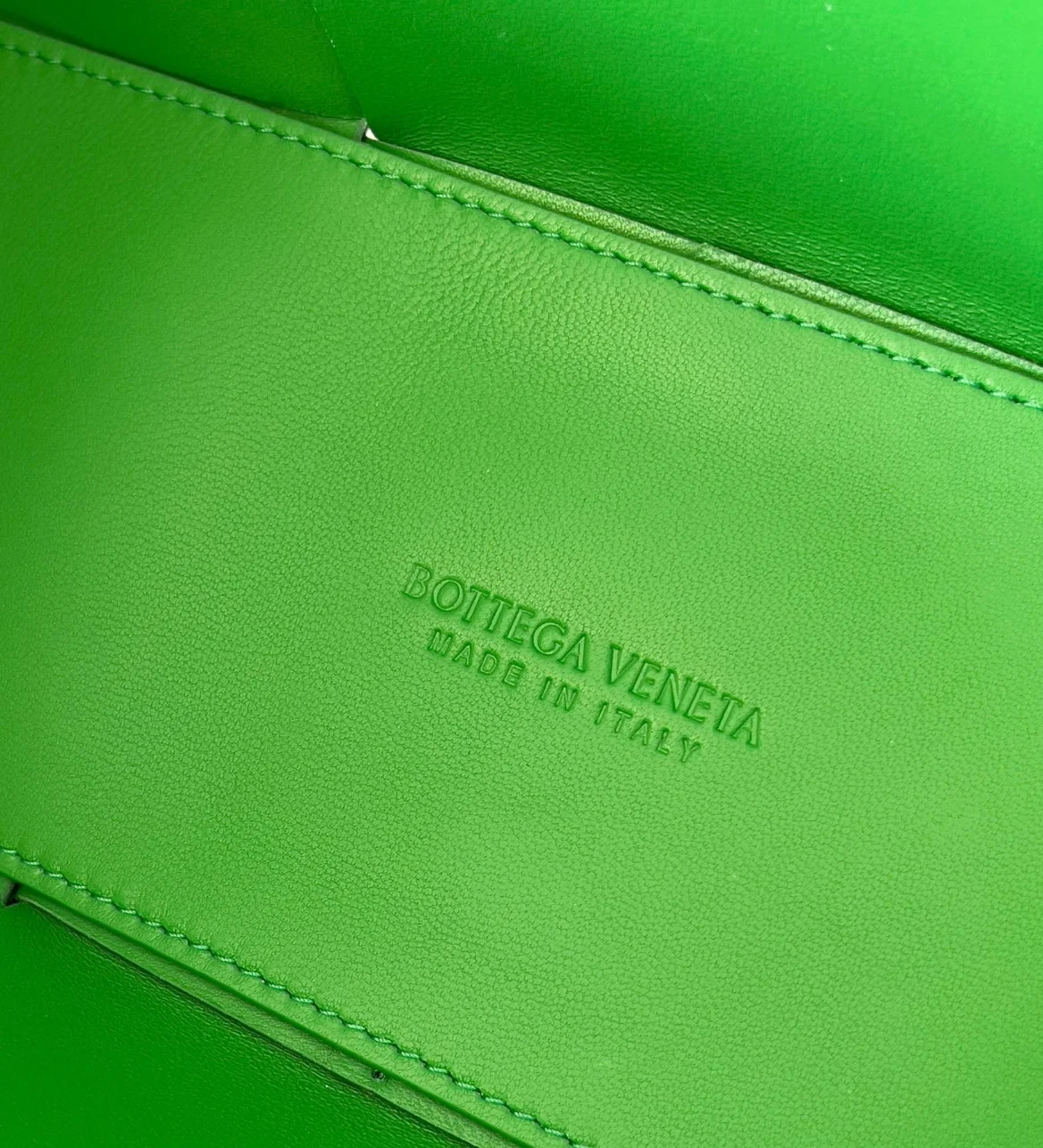 Bottega Veneta Arco Medium Tote In Green Intrecciato Lambskin product view 7