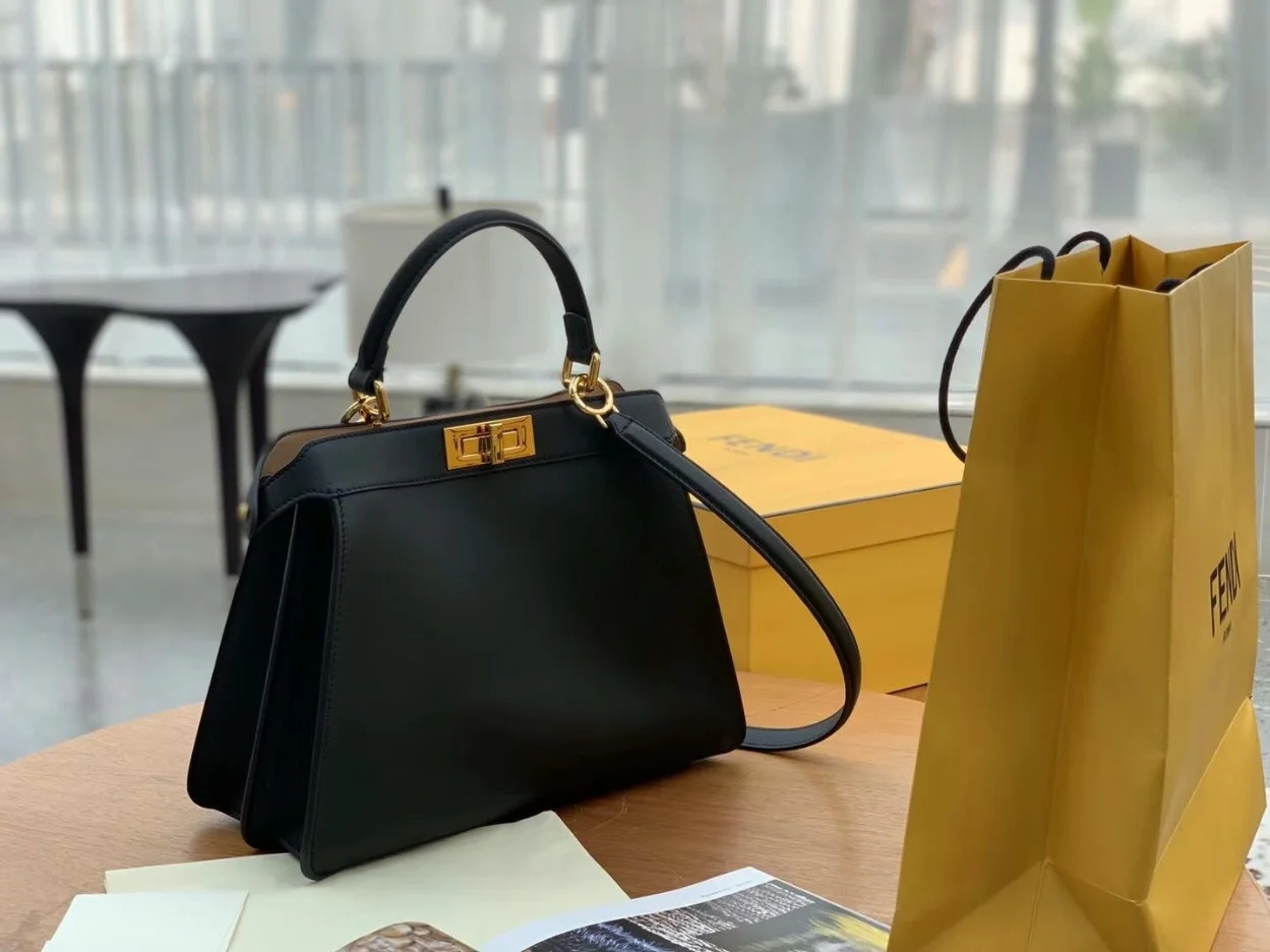Fendi Peekaboo ISeeU Medium Bag In Black Calfskin product view 8