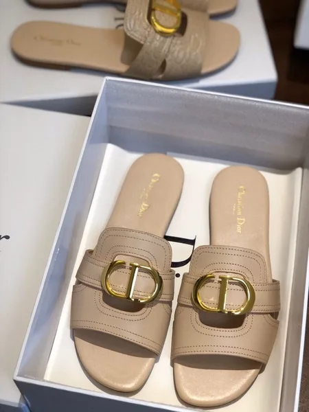 Dior 30 Montaigne Slides In Beige Calfskin product view 3