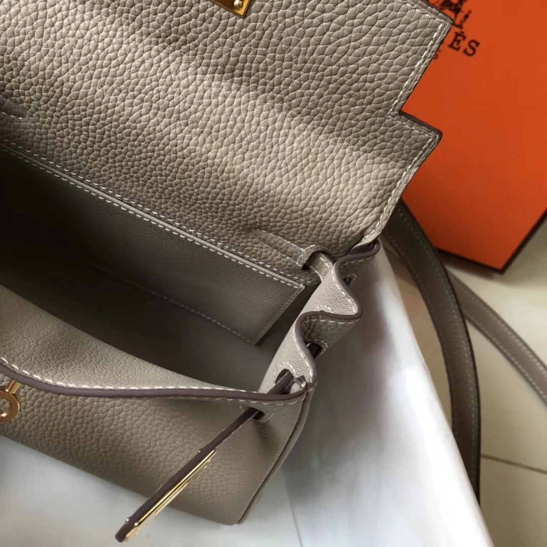 Hermes Kelly 20cm Bag In Grey Clemence Leather GHW product view 4