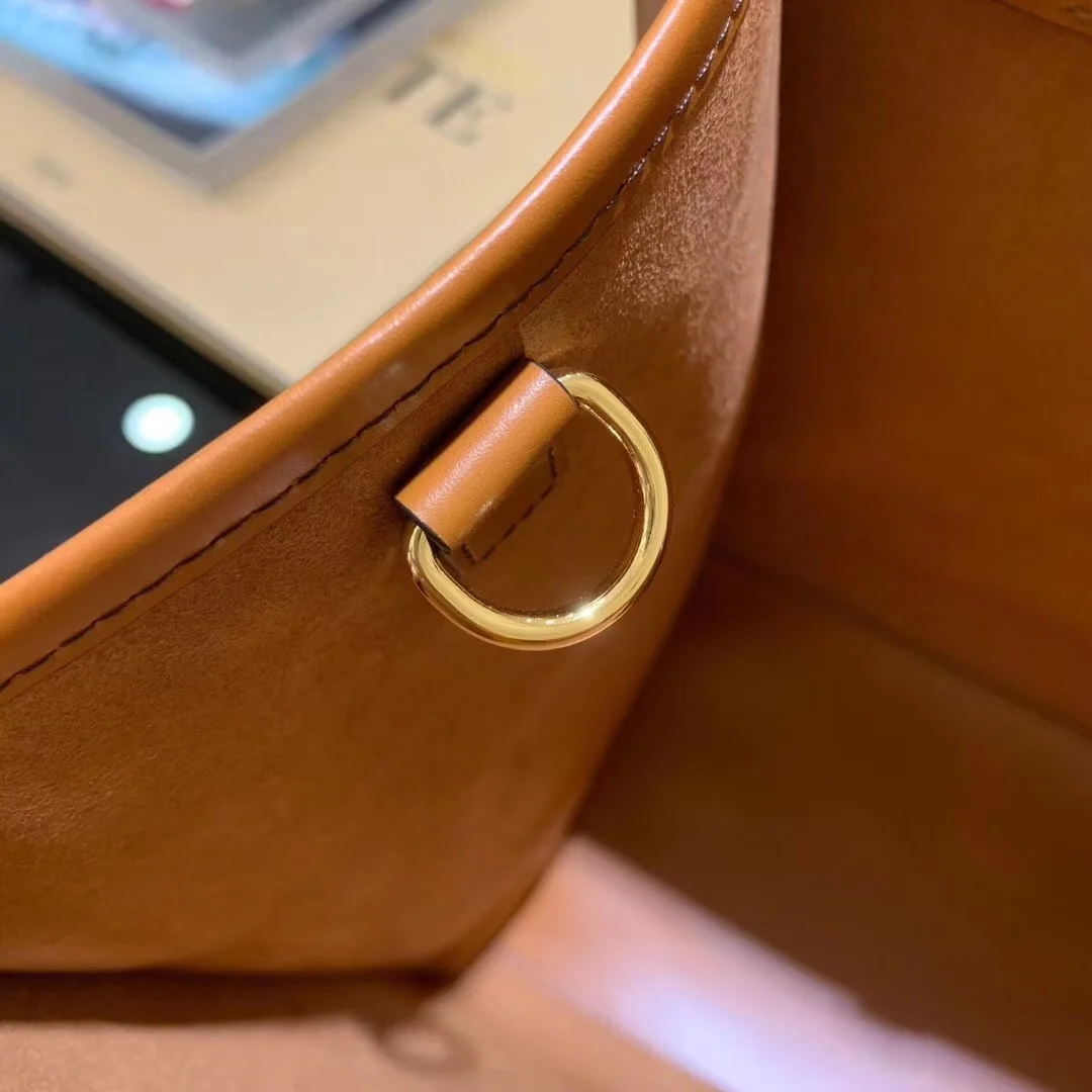 Fendi Sunshine Large Tote Bag In Brown Calfskin product view 3