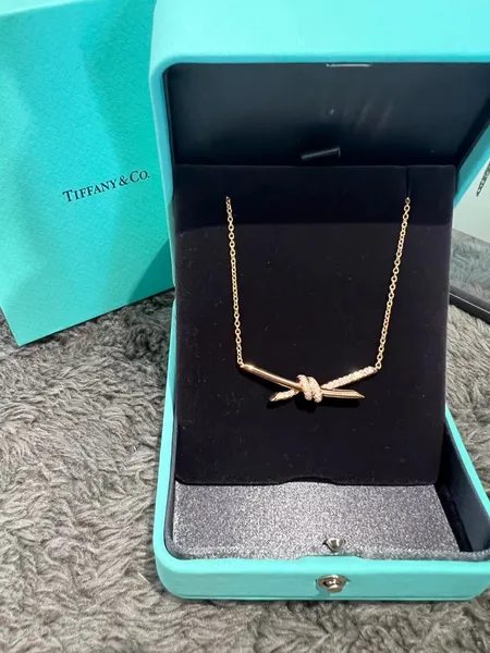 Tiffany & Co. Smooth Knot Pendant Necklace Gold-Tone product view 5