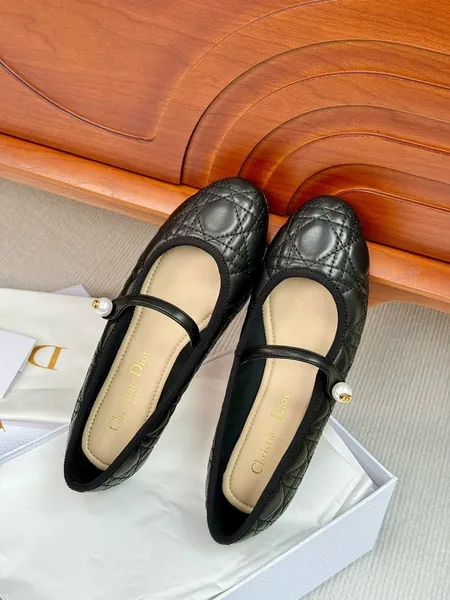 Dior Ballerina Strap Flats in Black Quilted Cannage Calfskin product view 7