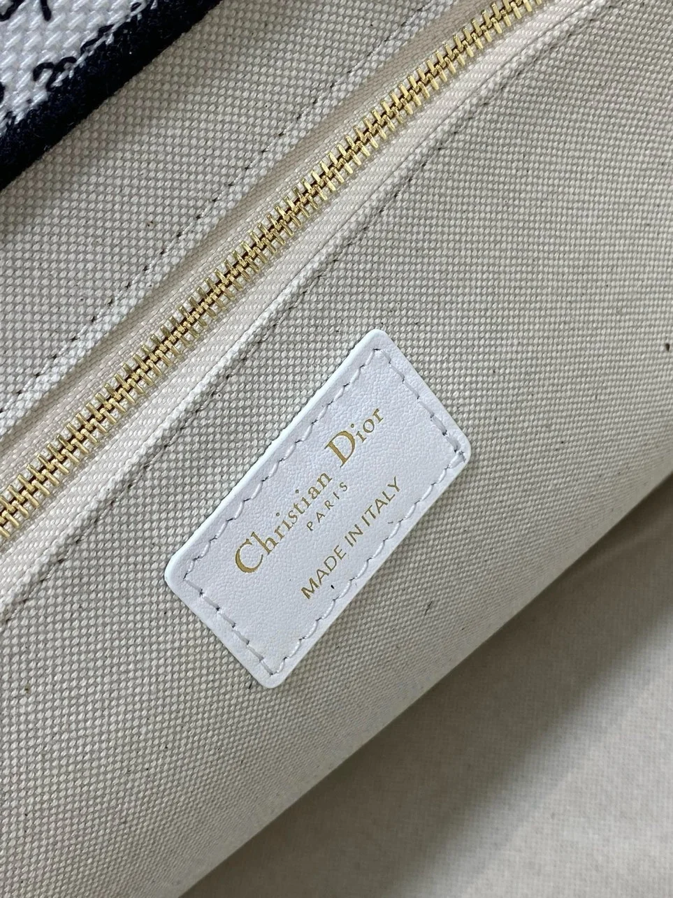 Dior Dioramour Medium Book Tote Bag with Strap in Je Vous Adore Embroidery and White Calfskin product view 9
