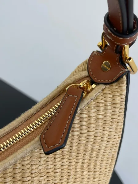 Fendi Fendigraphy Small Hobo Bag in Natural Raffia product view 6