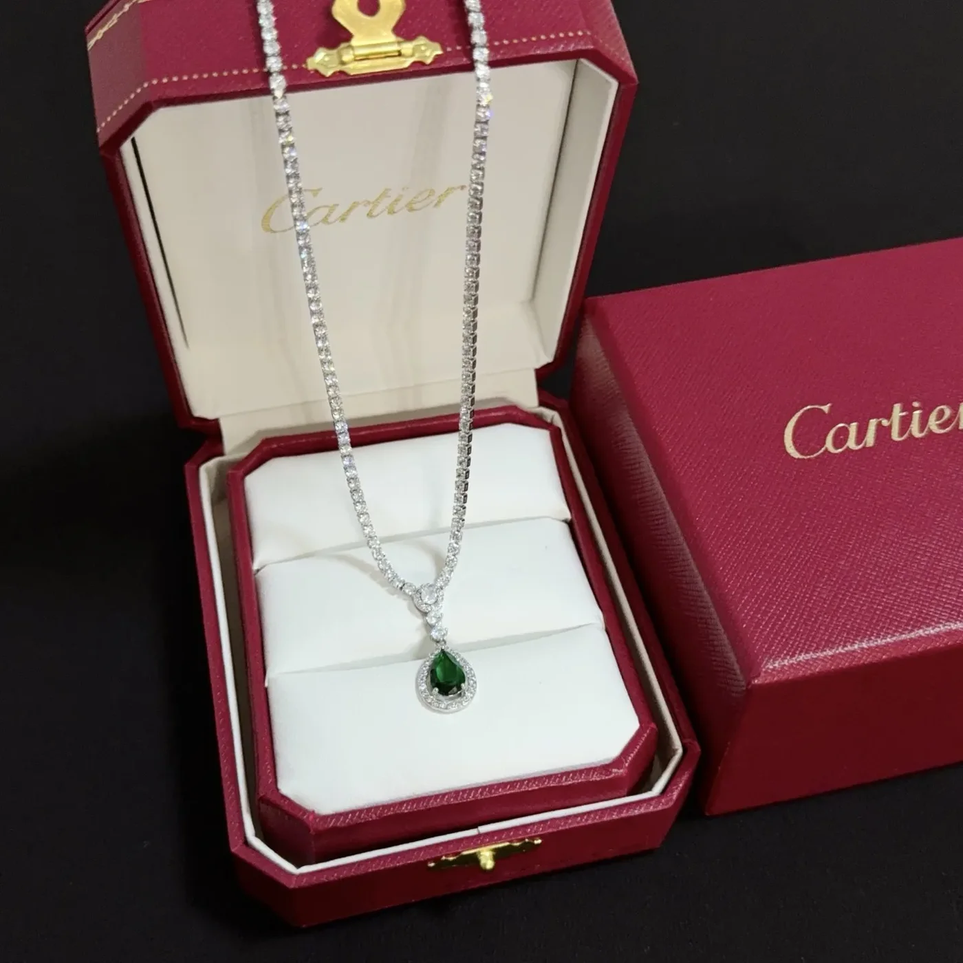 Cartier Green Pear-Shaped Silver-Tone Pendant Necklace product view 1