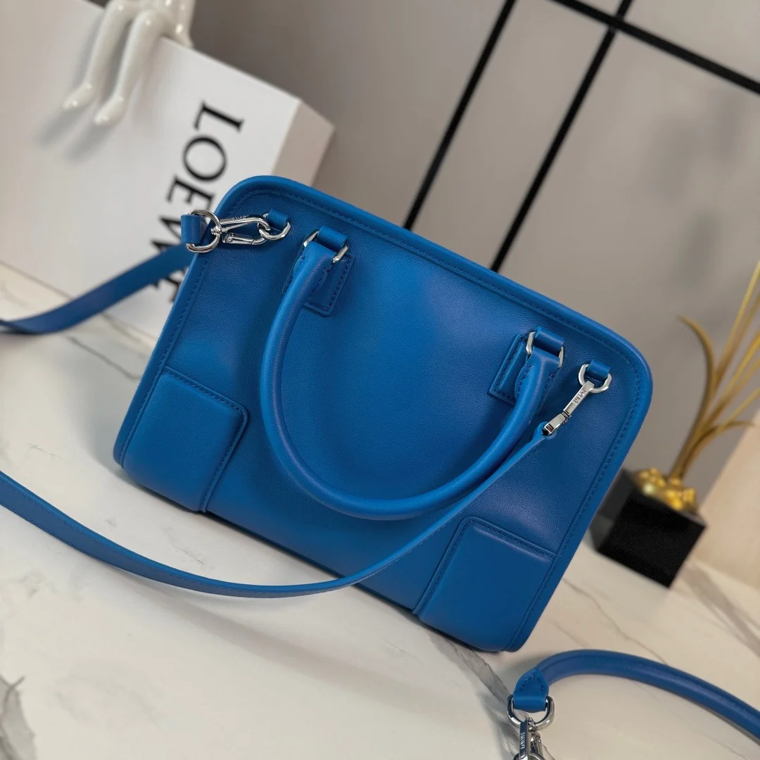 Loewe Amazona 180 Small Bag — Blue product view 4