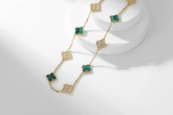 Van Cleef & Arpels Alhambra Green and Pave-Effect Ten-Motif Gold-Tone Necklace product view 3