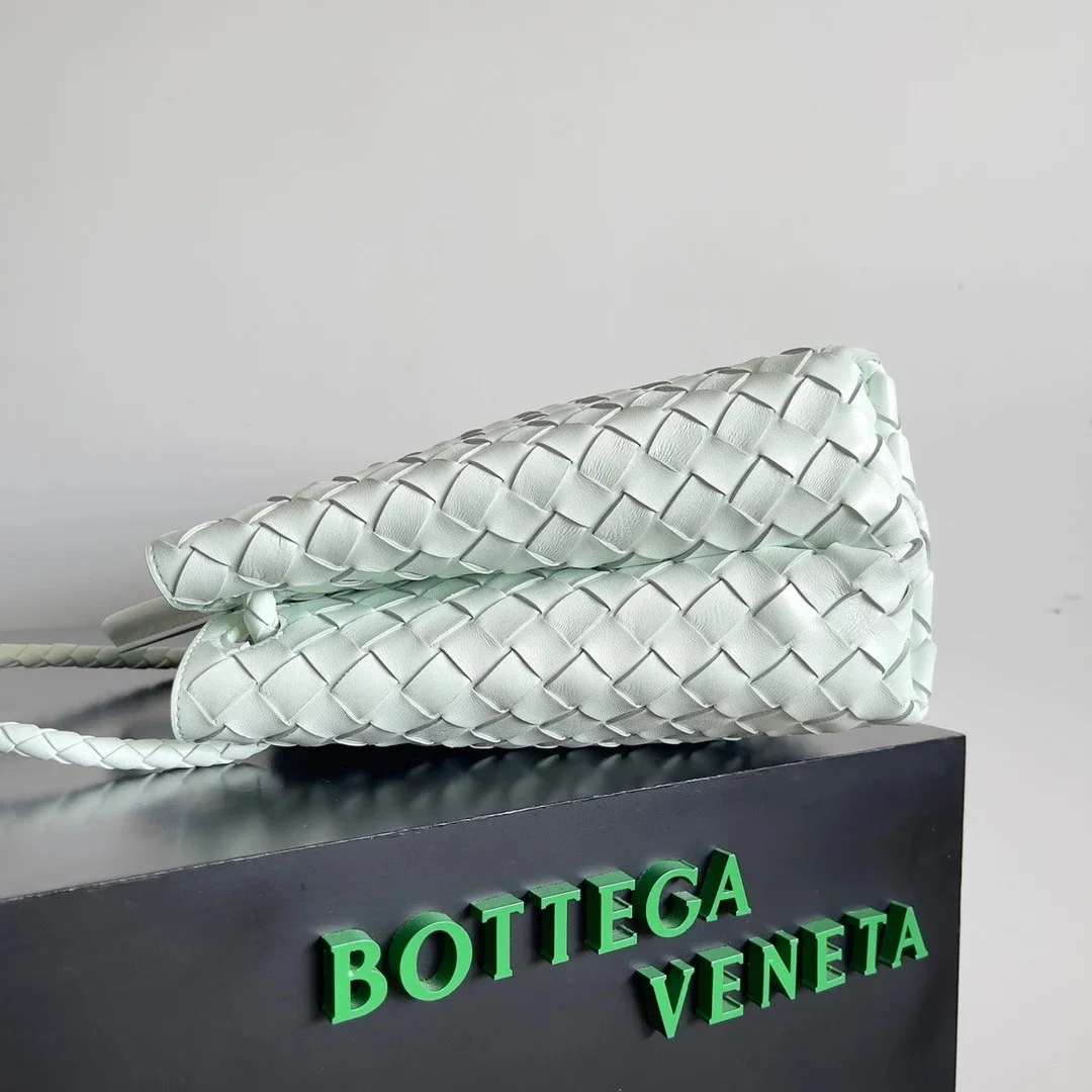 Bottega Veneta Andiamo Medium Bag In Glacier Intrecciato Lambskin product view 3