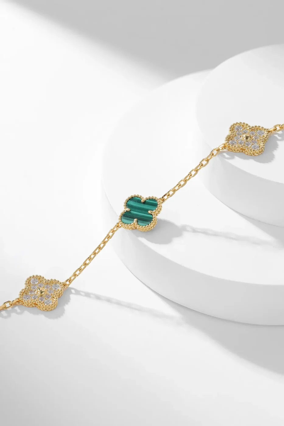 Van Cleef & Arpels Alhambra Green and Pave-Effect Ten-Motif Gold-Tone Necklace product view 6