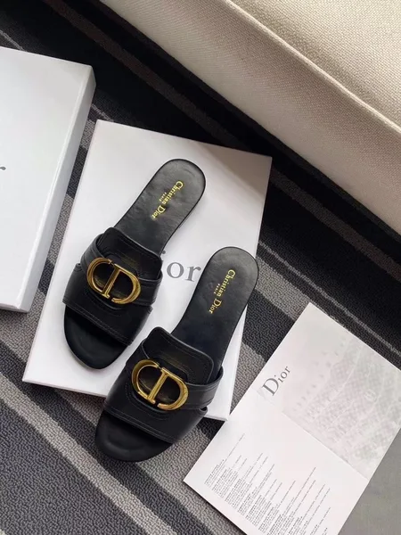 Dior 30 Montaigne Slides In Black Calfskin product view 2