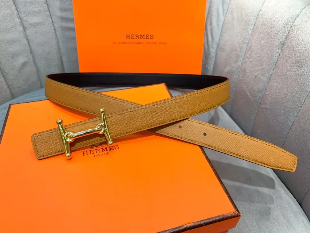 Hermès Tan/Black Reversible Belt with Gold-Tone Stirrup-Style H Buckle product view 1