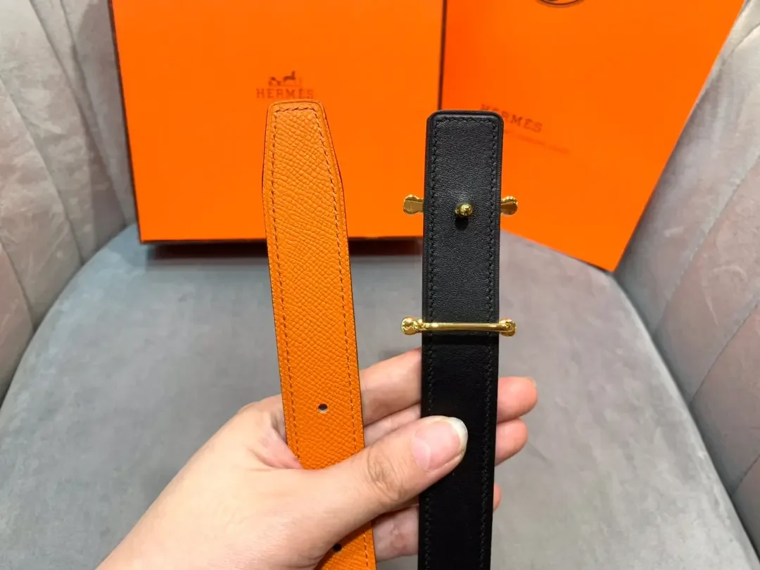 Hermès Orange/Black Reversible Belt with Gold-Tone Stirrup-Style H Buckle product view 7