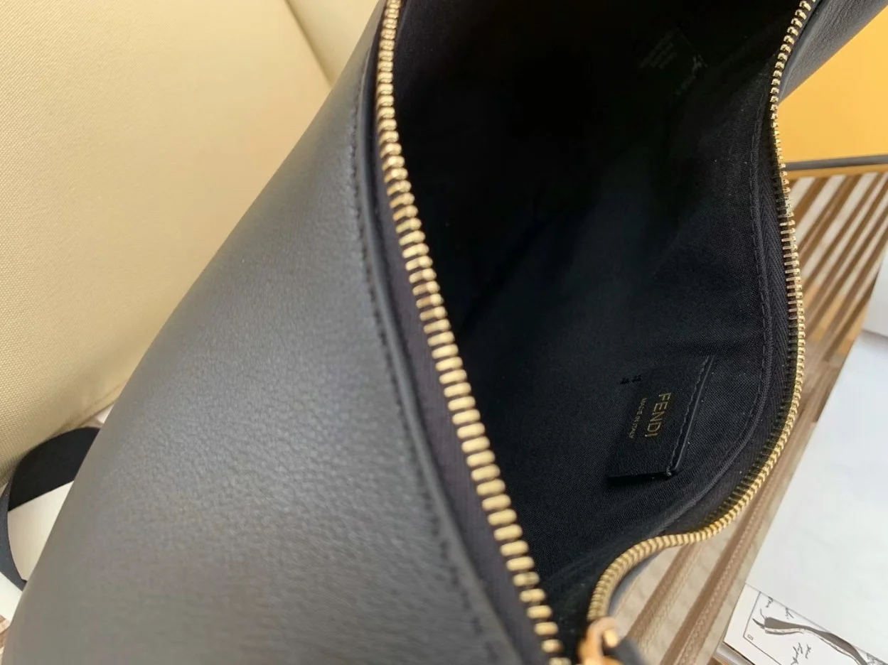 Fendi Fendigraphy Small Hobo Bag In Black Leather product view 10