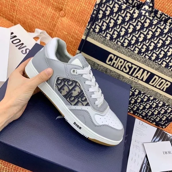 Dior Men’s B27 Low-top Sneakers In Grey Calfskin product view 3