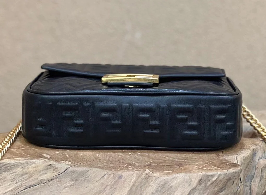 Fendi Baguette Chain Midi Bag In Black Nappa Leather product view 2