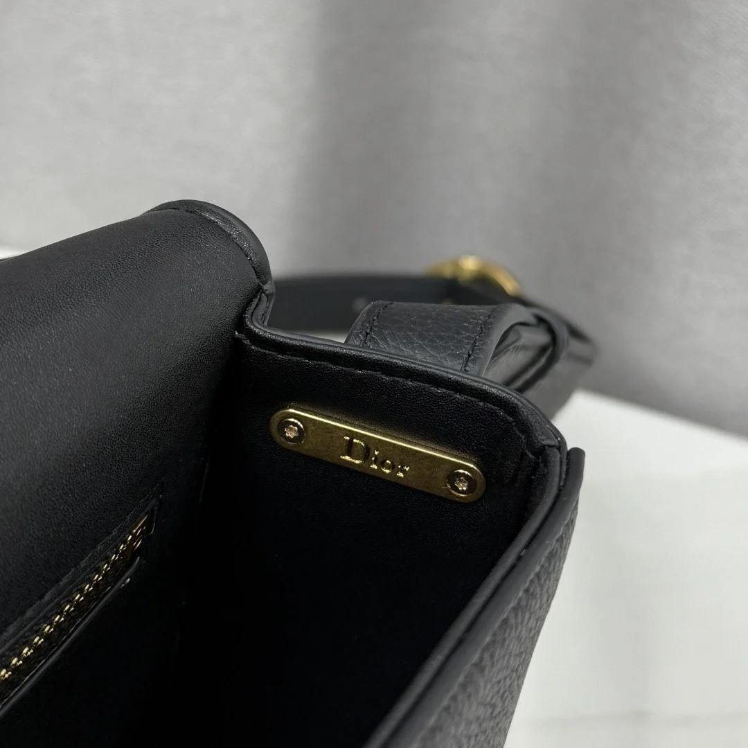 Medium Dior Médaillon Flap Bag — Black product view 7