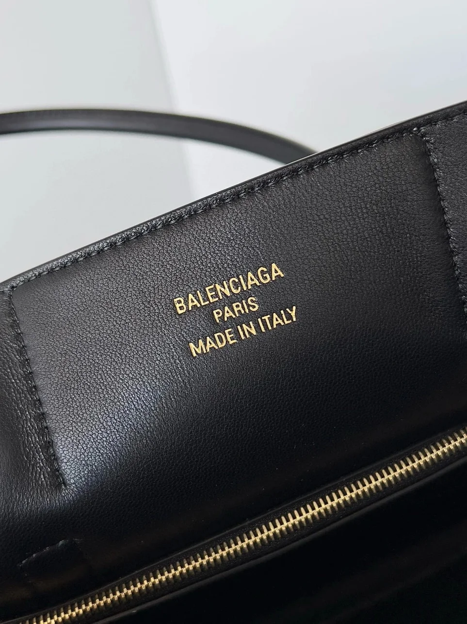 Balenciaga Bel Air Carry All Medium Bag in Black Calfskin product view 6