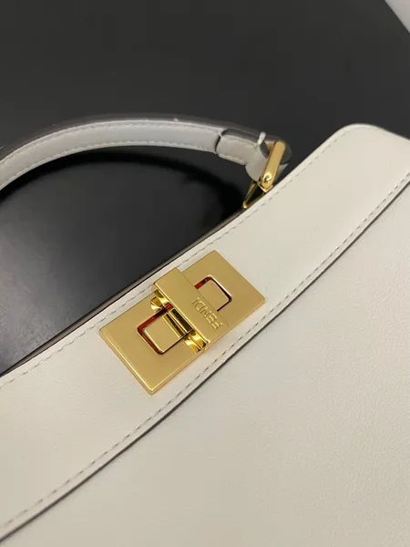 Fendi Peekaboo ISeeU Medium Bag In White Calfskin product view 3