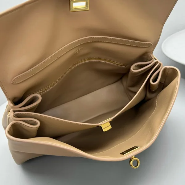 Balenciaga Rodeo Medium Bag in Latte Calfskin product view 10