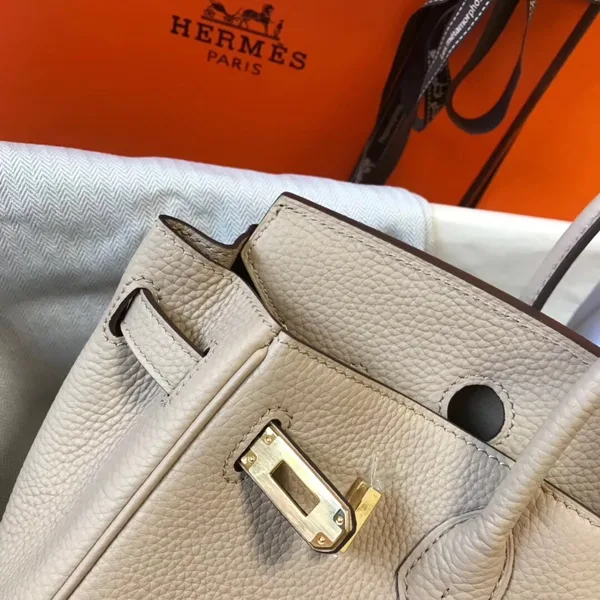 Hermes Birkin 25 Bag In Beige Clemence Leather with GHW product view 7