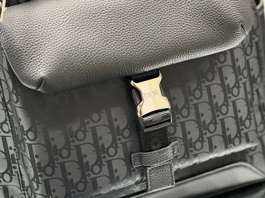 Dior Explorer Tote Bag In Black Dior Oblique Mirage Technical Fabric product view 10