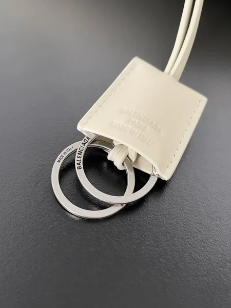 Balenciaga Bel Air Carry All Medium Bag in Beige Calfskin product view 6